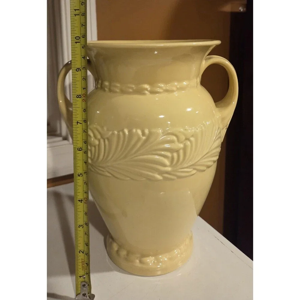 Abingdon Pottery #486 Yellow Acanthus Leaf Double Handle‎ Urn Vase 10